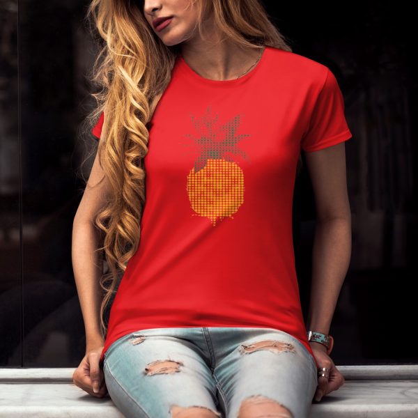 Alternative view of pineapple